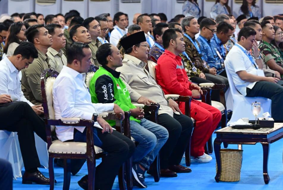 Wujudkan Komitmen Beri Hunian Layak untuk Rakyat Kecil, Presiden Prabowo Resmikan Akad Massal Puluhan Ribu KPR FLPP